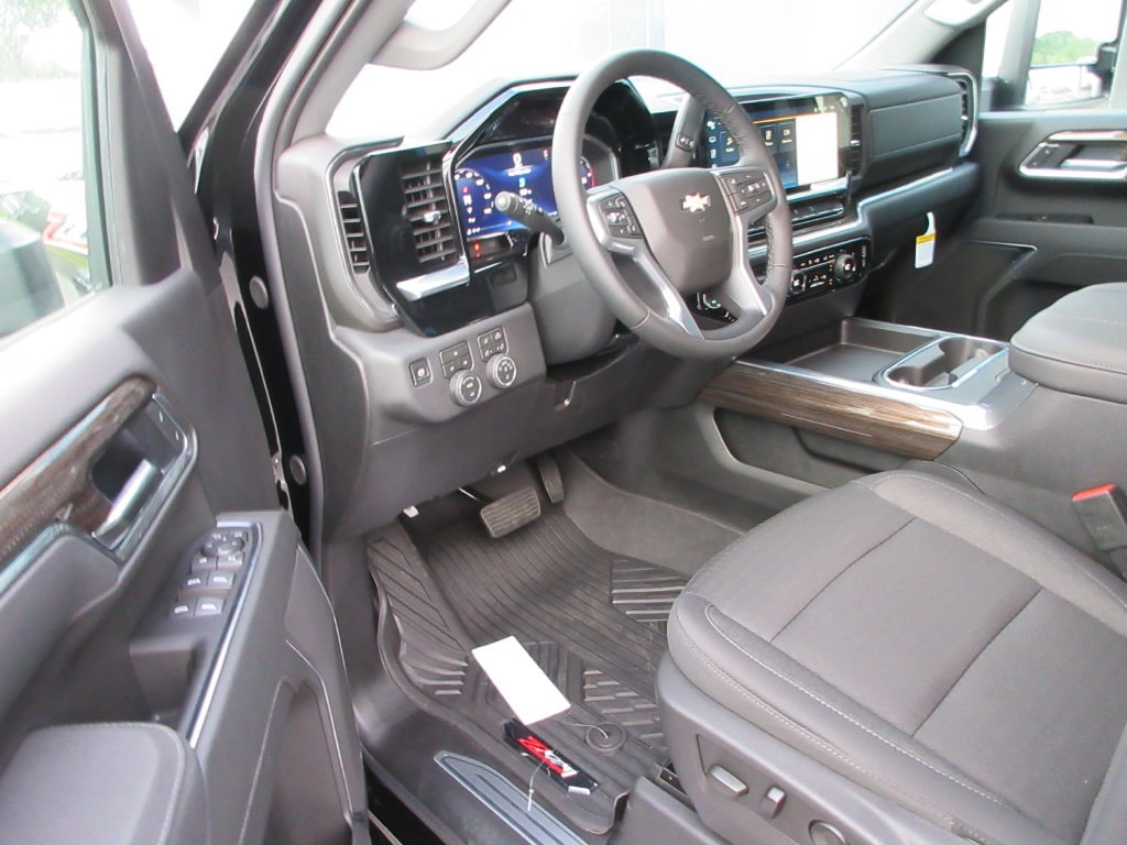 2026 Chevrolet Silverado 3500 HD LT - Photo 16