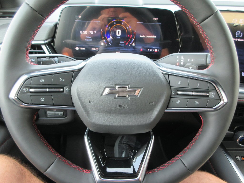 2026 Chevrolet Suburban RST - Photo 27