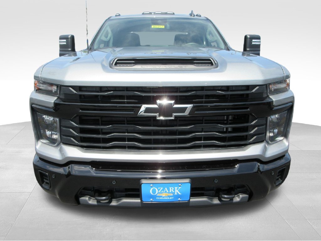 2026 Chevrolet Silverado 2500 HD Custom - Photo 8
