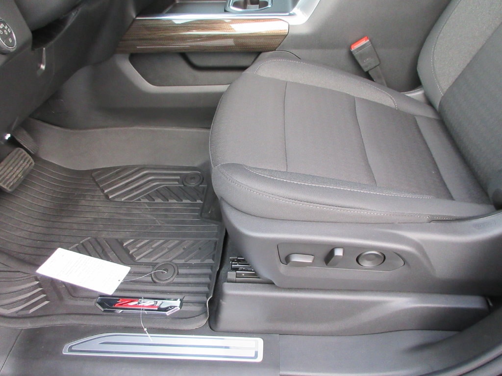 2026 Chevrolet Silverado 3500 HD LT - Photo 24