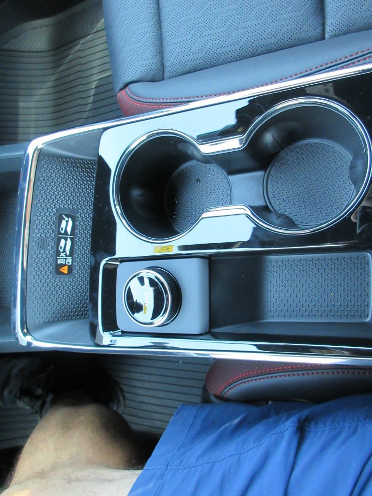 2027 Chevrolet Equinox RS - Photo 31