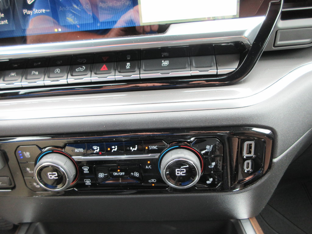 2026 Chevrolet Silverado 1500 High Country - Photo 35