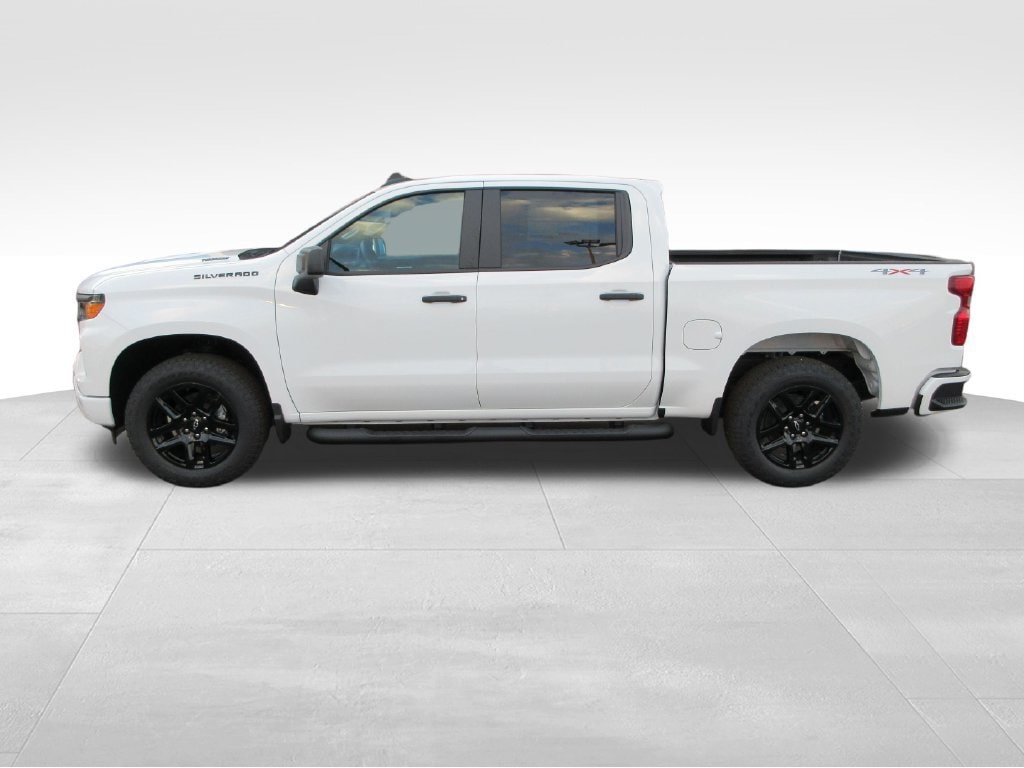New 2026 Chevrolet Silverado 1500 Custom Truck