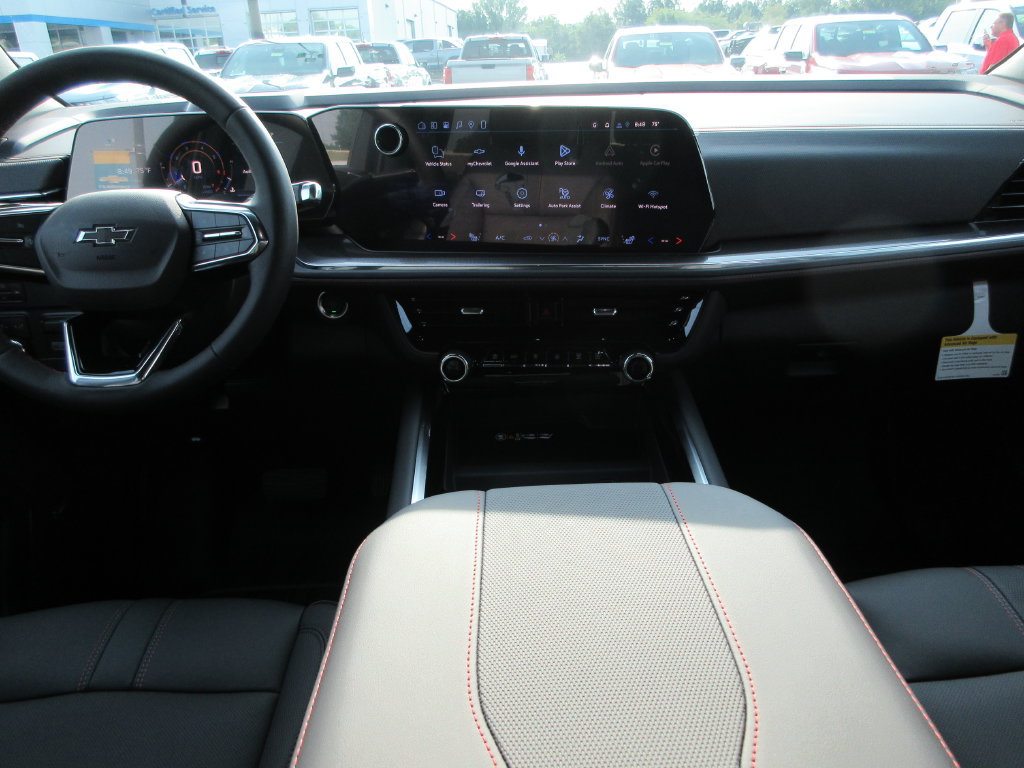 2026 Chevrolet Suburban RST - Photo 17