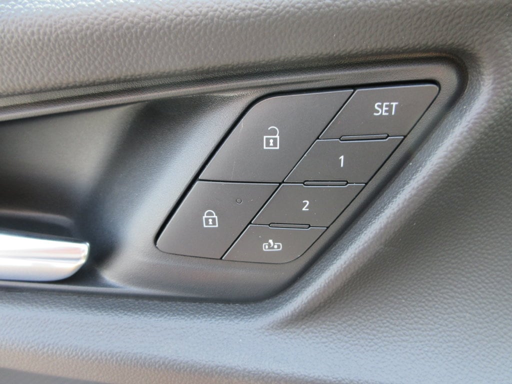 2027 Chevrolet Equinox RS - Photo 24