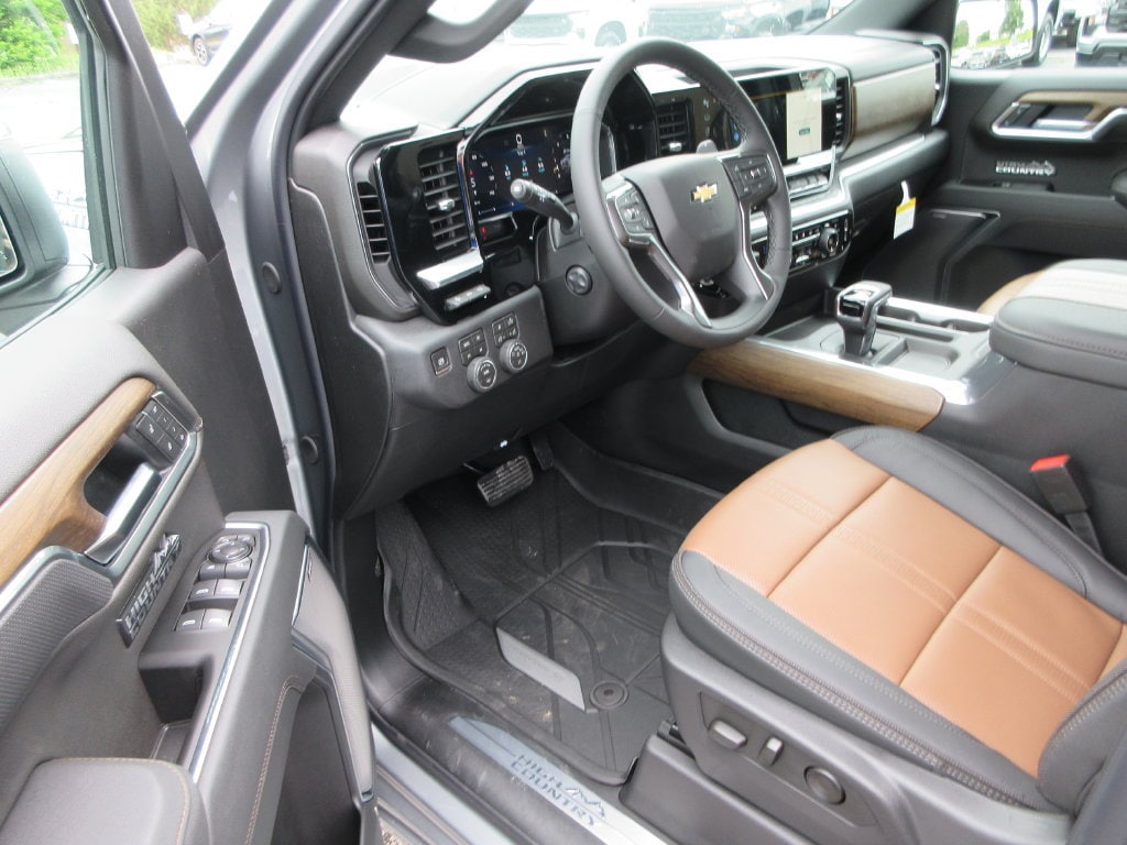 2026 Chevrolet Silverado 1500 High Country - Photo 14