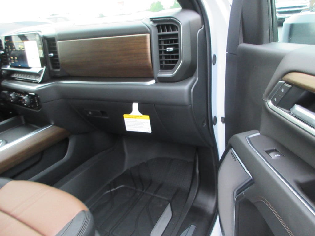 2026 Chevrolet Silverado 3500 HD High Country - Photo 19
