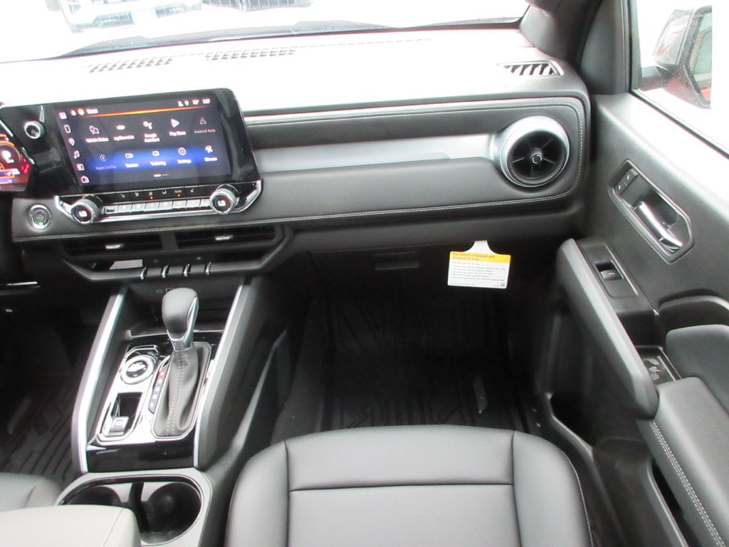 2026 Chevrolet Colorado LT - Photo 16