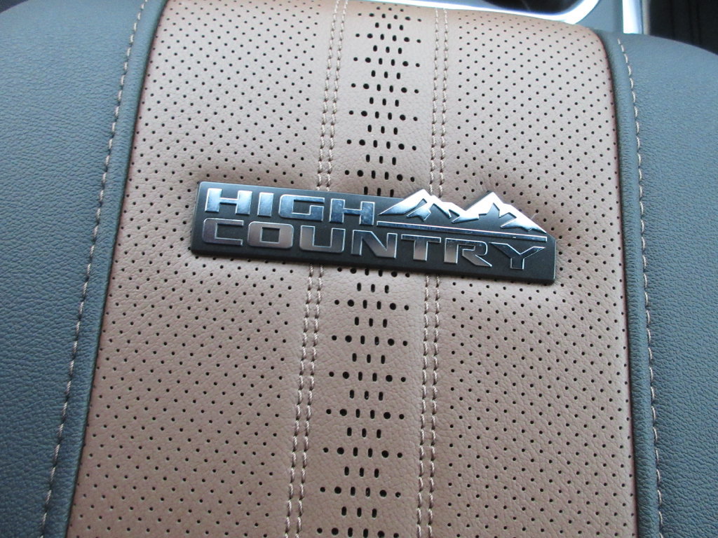 2026 Chevrolet Silverado 3500 HD High Country - Photo 31