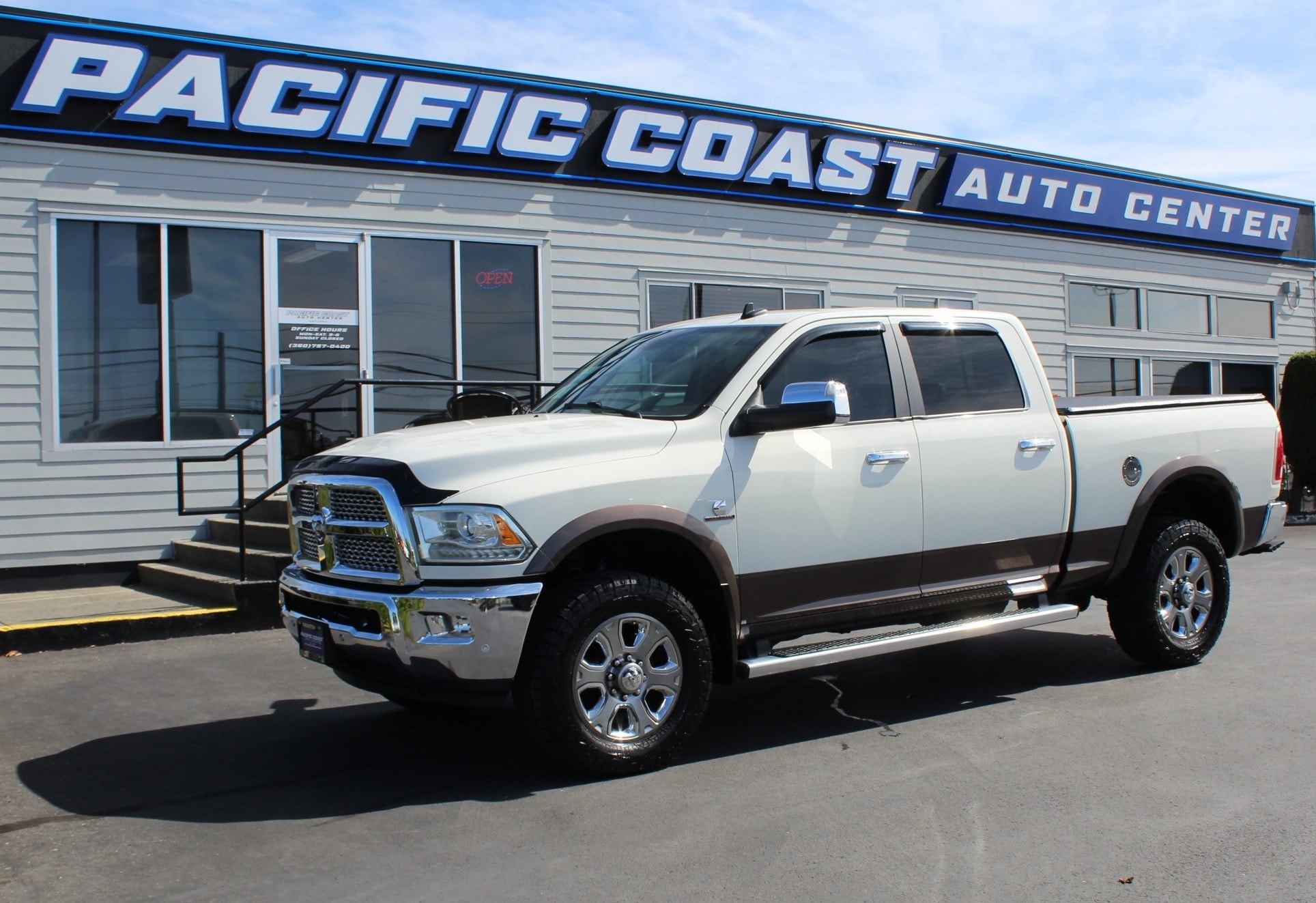 2018 RAM 2500 Pickup Laramie