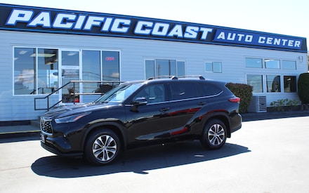 2022 Toyota Highlander XLE SUV
