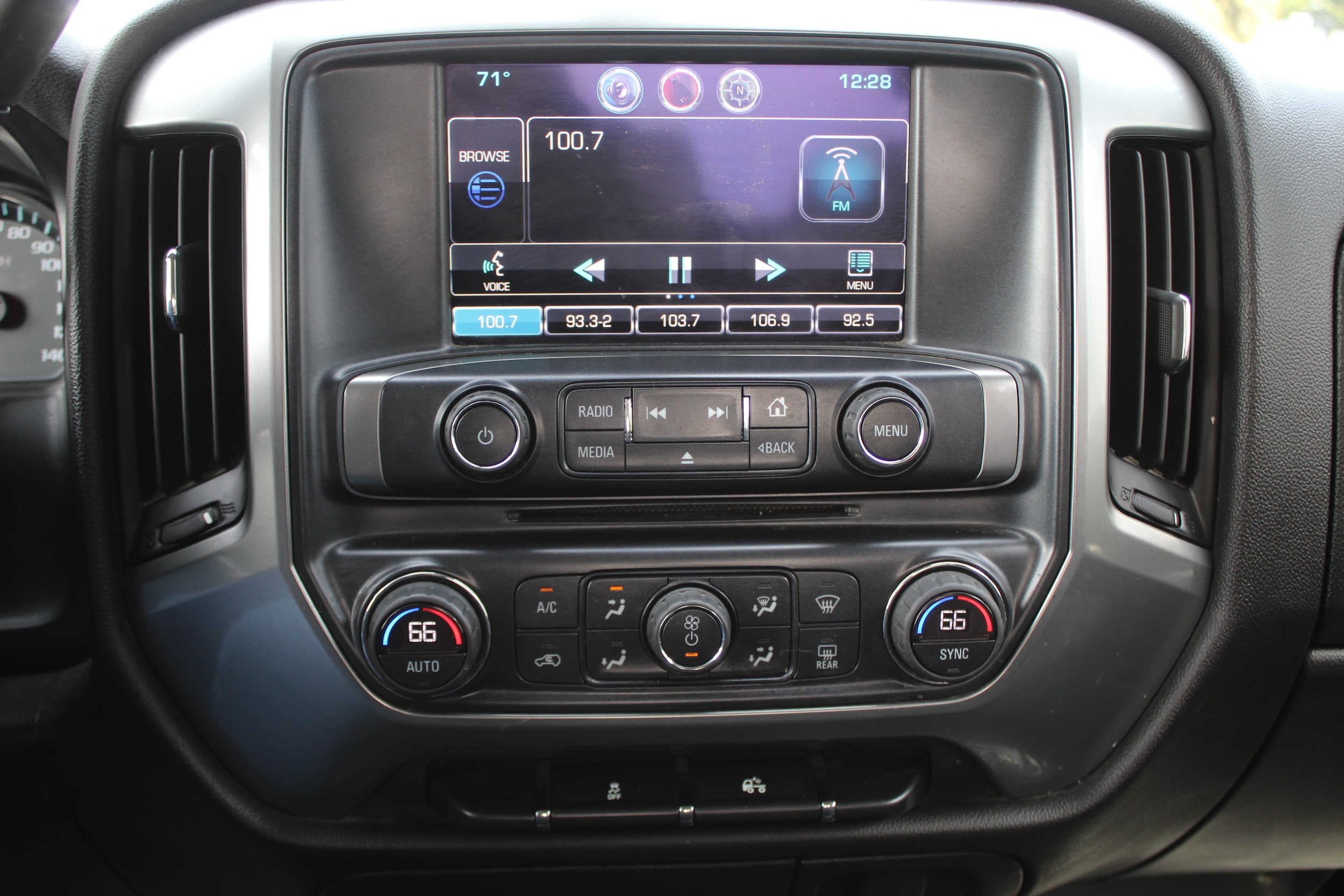 2014 Chevrolet Silverado 1500 LT - Photo 31