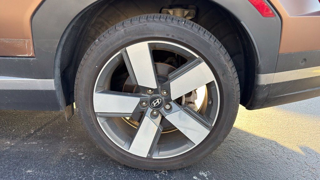2024 Hyundai Santa Fe Limited - Photo 8