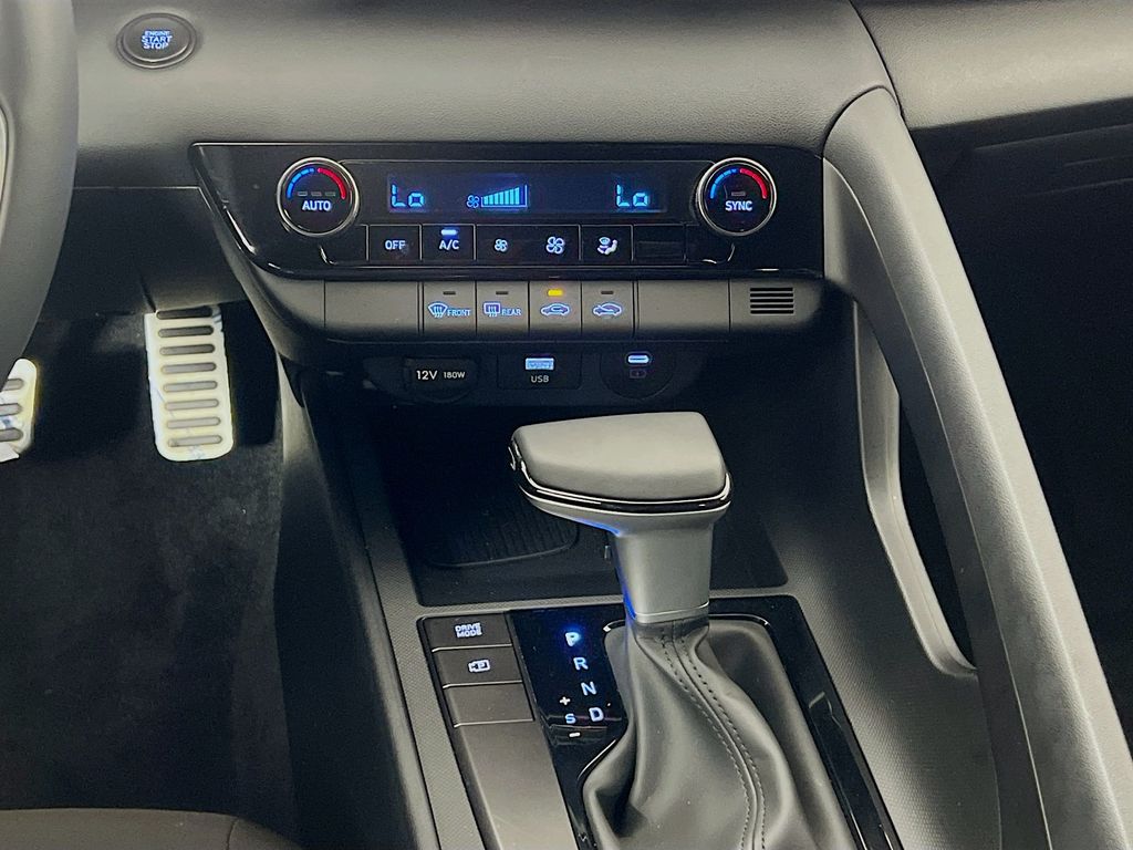 2026 Hyundai Elantra SEL Sport - Photo 17