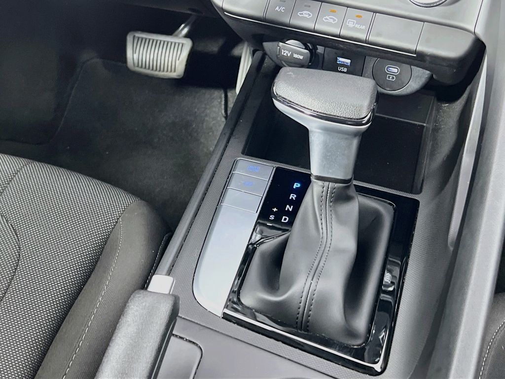 2026 Hyundai Elantra SE - Photo 17