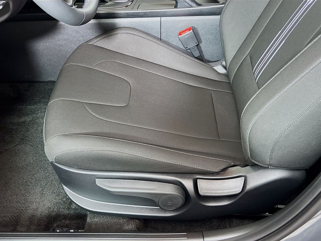 2026 Hyundai Elantra SEL Sport - Photo 20
