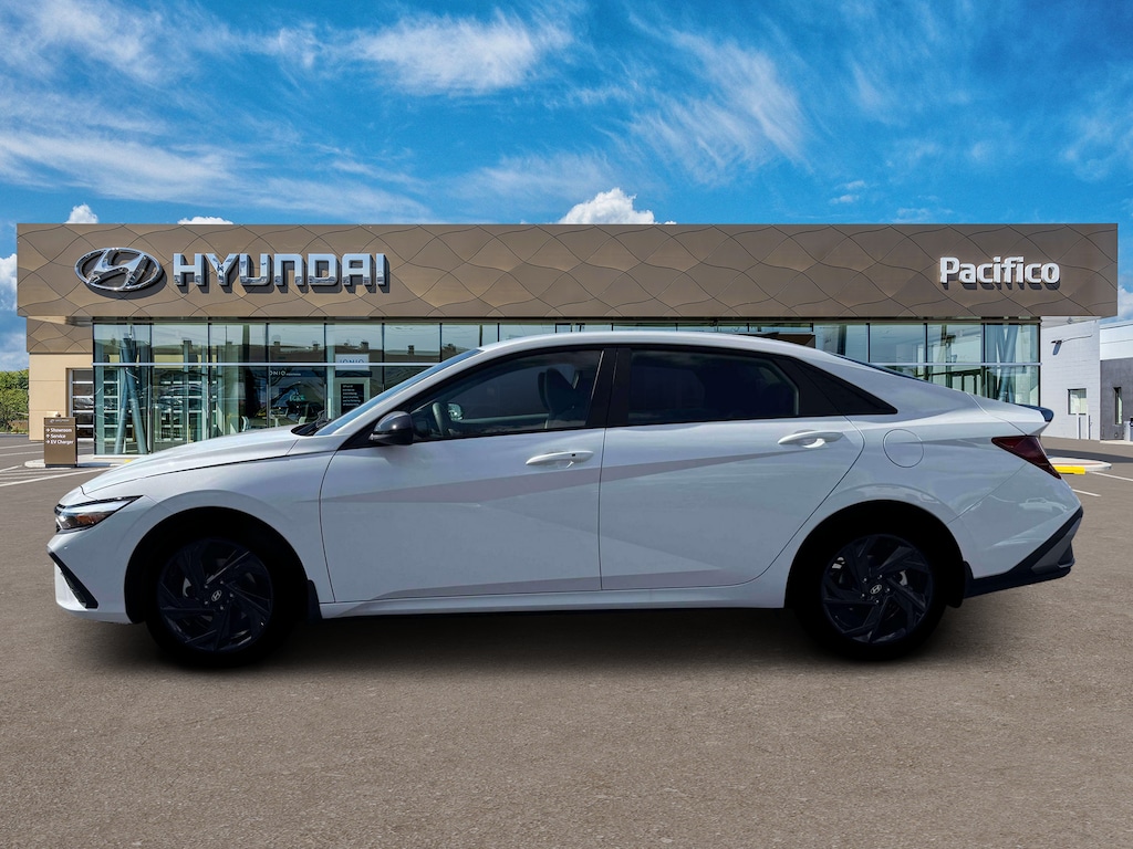 New 2026 Hyundai Elantra SEL Sport Sedan