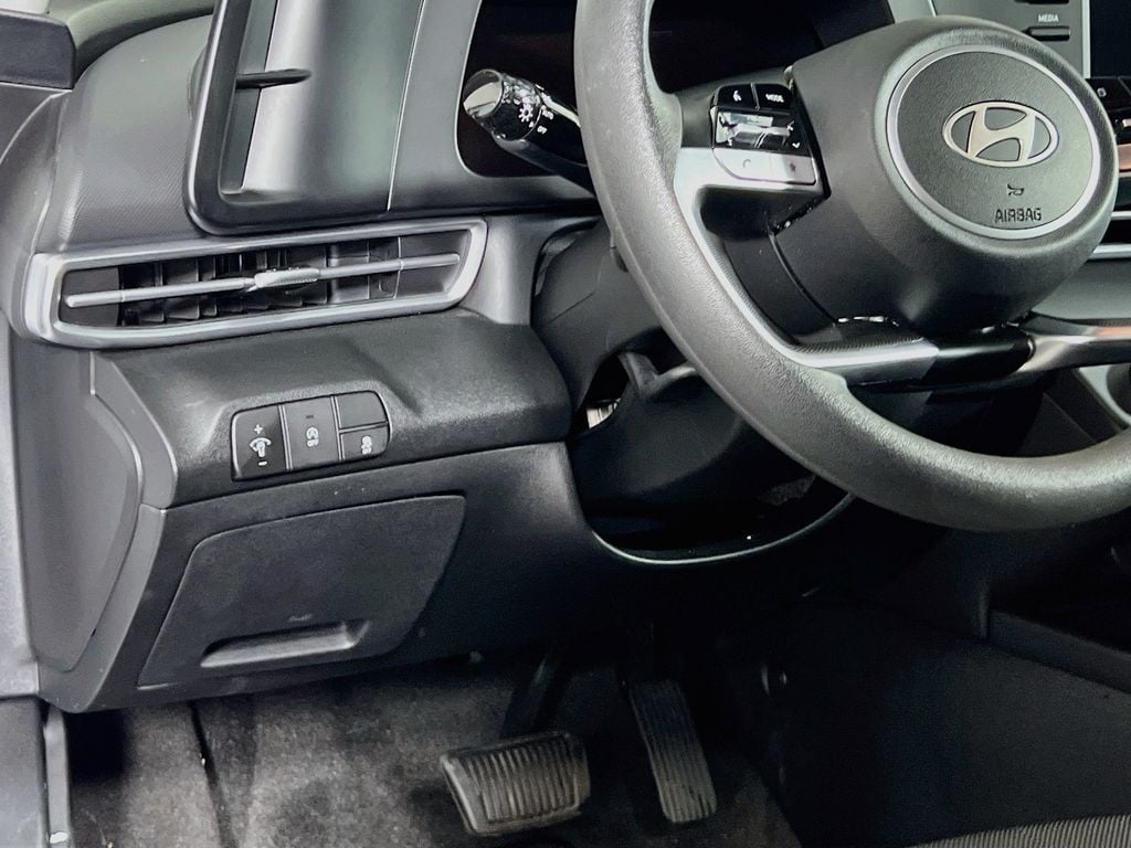 2026 Hyundai Elantra SE - Photo 10