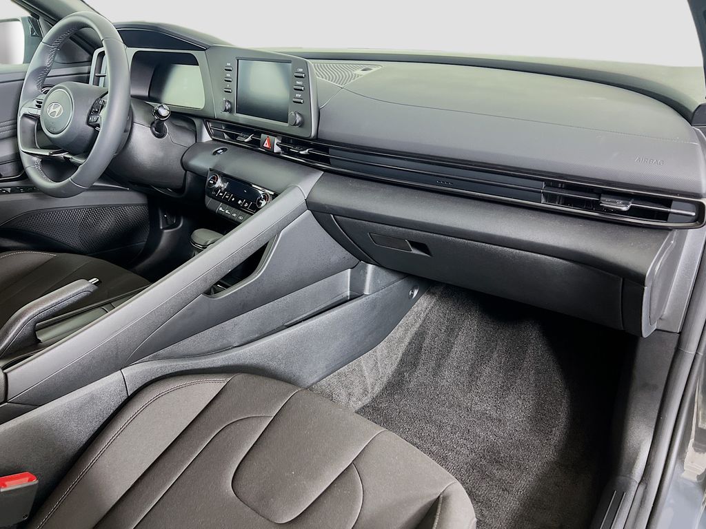 2026 Hyundai Elantra SEL Sport - Photo 27