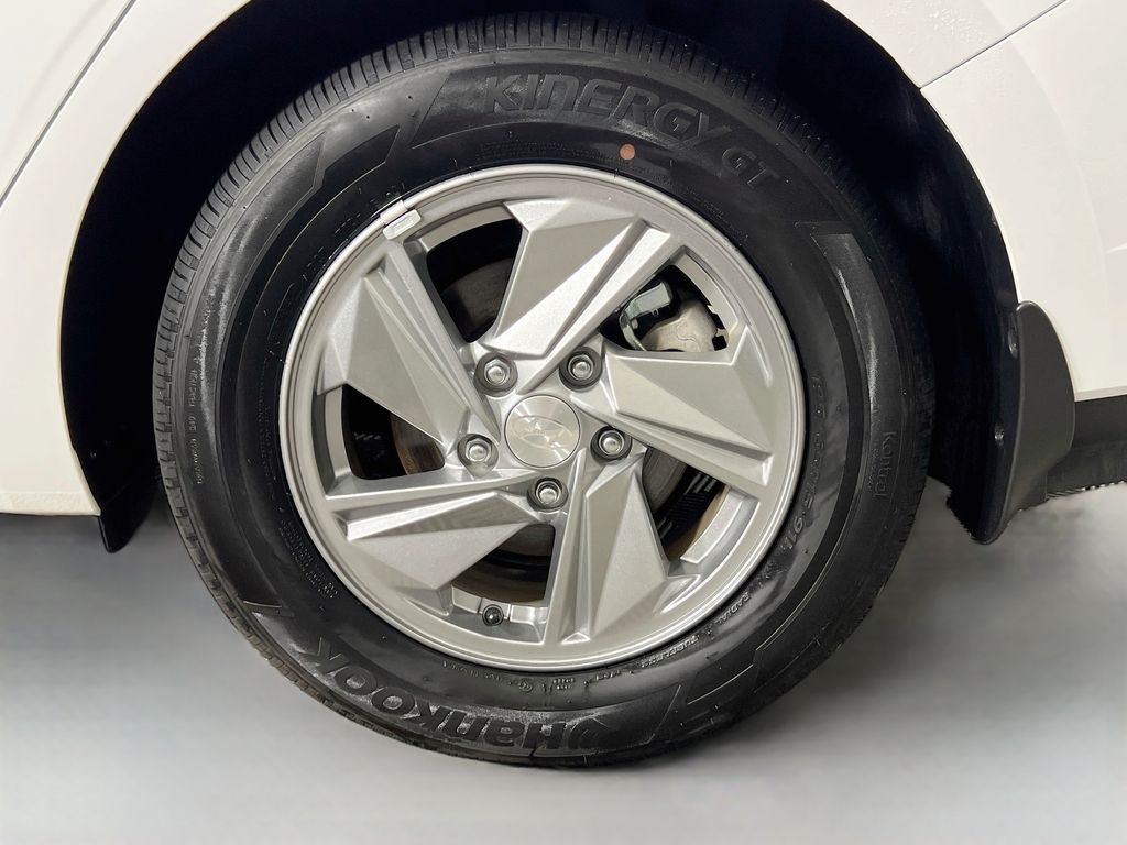 2026 Hyundai Elantra SE - Photo 28