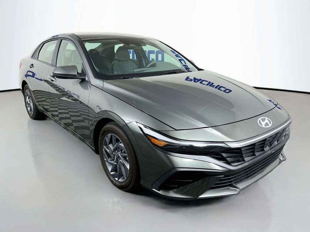 2024 Hyundai Elantra