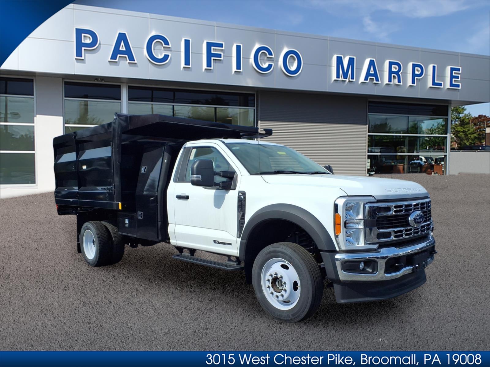 2023 Ford F-550 Chassis Cab XL Chassis Truck