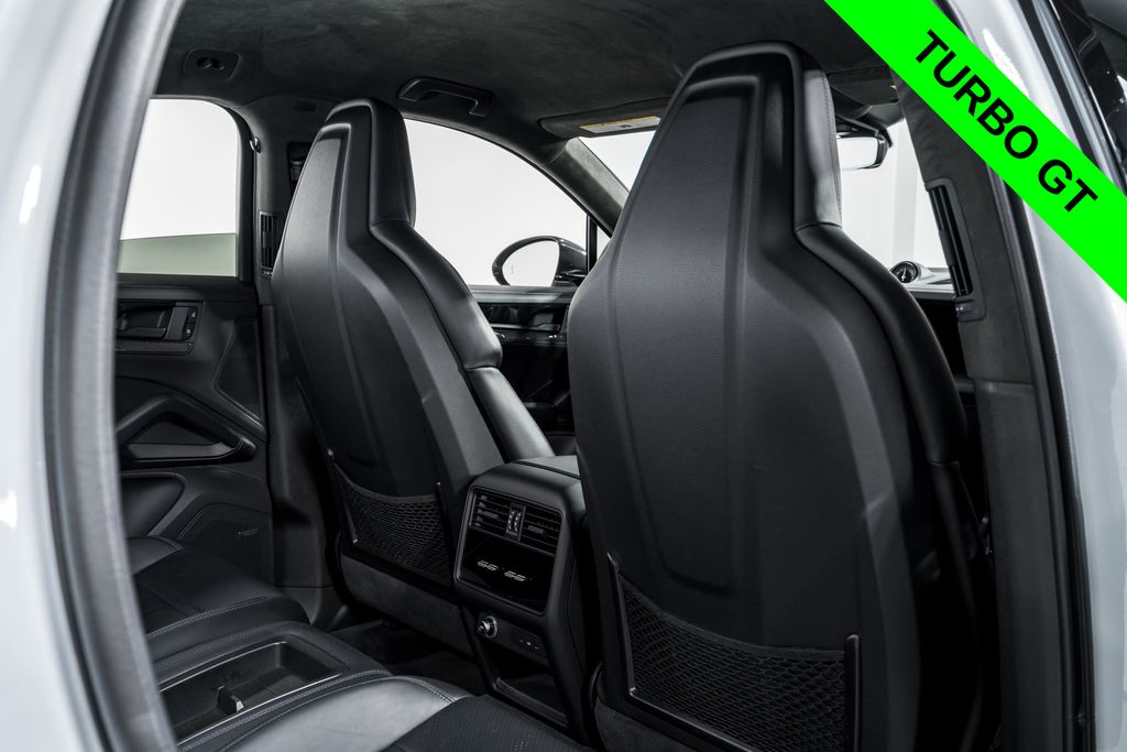 2024 Porsche Cayenne Coupe Turbo GT - Photo 35