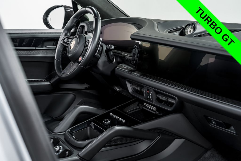 2024 Porsche Cayenne Coupe Turbo GT - Photo 37