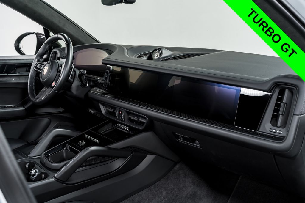 2024 Porsche Cayenne Coupe Turbo GT - Photo 38