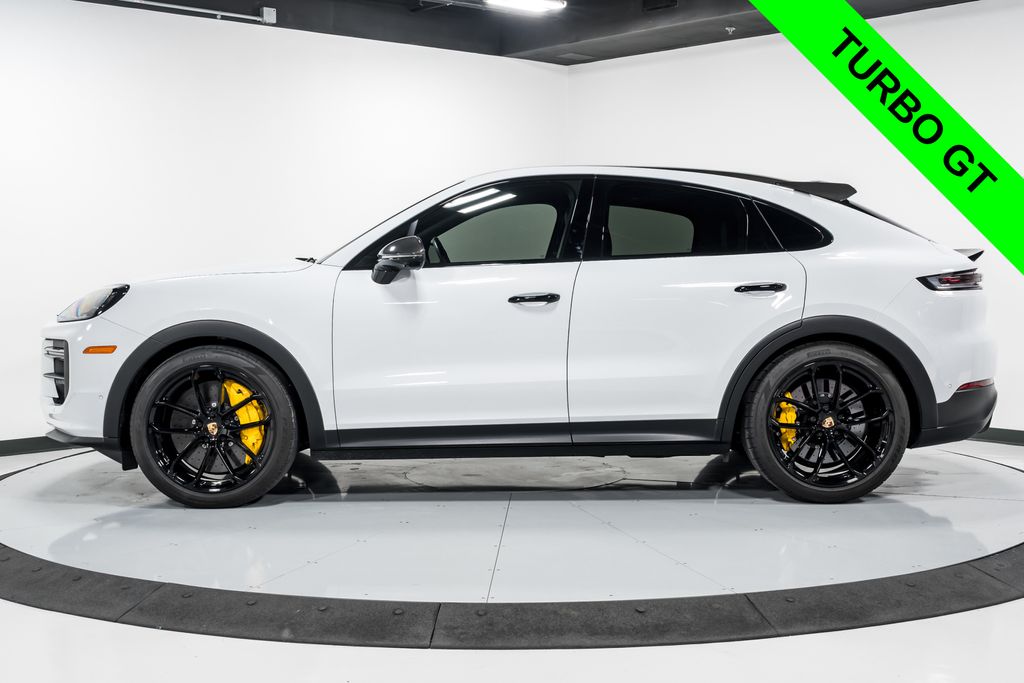 2024 Porsche Cayenne Coupe Turbo GT - Photo 6