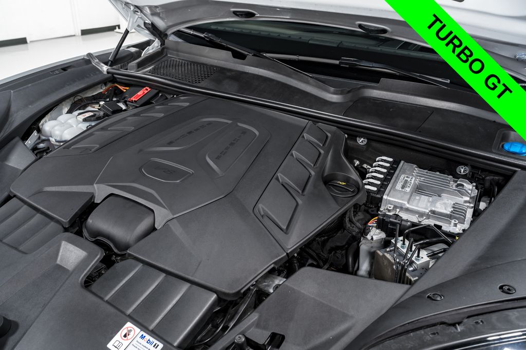 2024 Porsche Cayenne Coupe Turbo GT - Photo 48