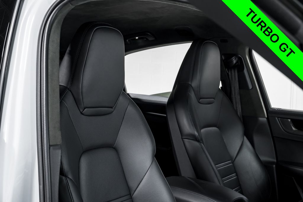 2024 Porsche Cayenne Coupe Turbo GT - Photo 40