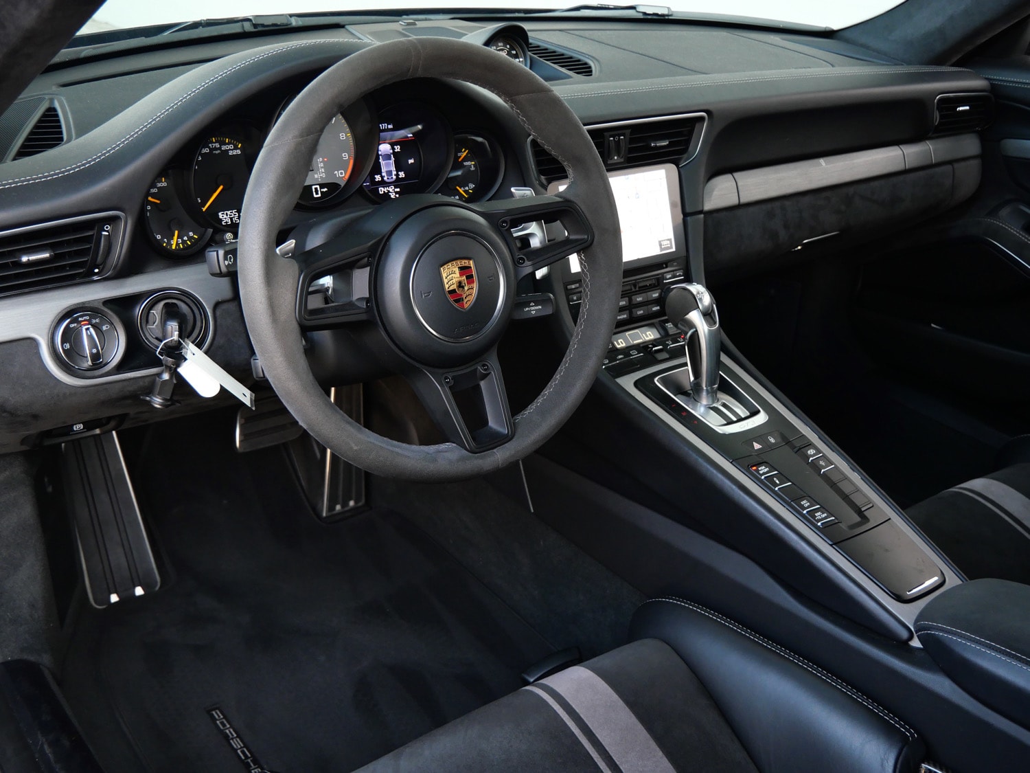 2018 Porsche 911 GT3 - Photo 11