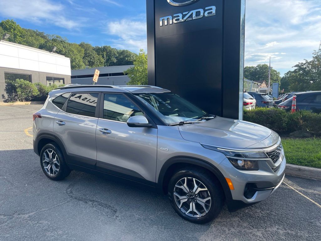 Used 2022 Kia Seltos EX with VIN KNDERCAA9N7296901 for sale in Nyack, NY