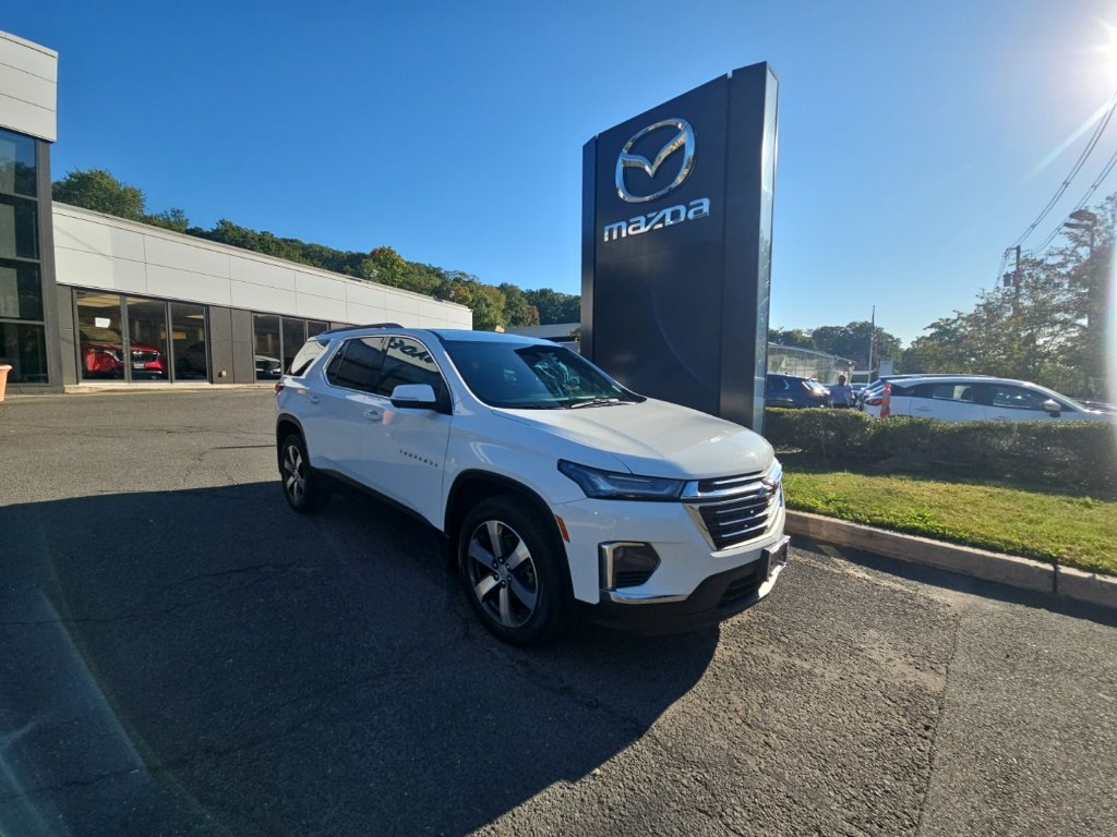 Used 2023 Chevrolet Traverse LT Leather SUV