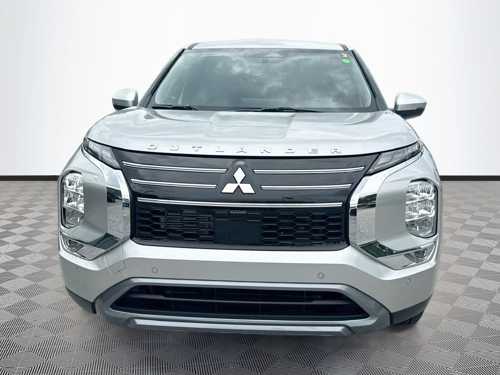 New 2026 Mitsubishi Outlander SE SUV
