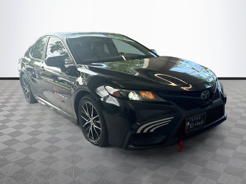 Used 2021 Toyota Camry SE Sedan