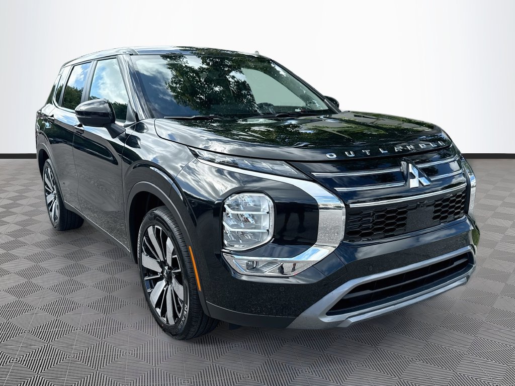 New 2026 Mitsubishi Outlander SE SUV