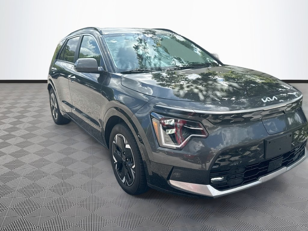 Used 2023 Kia Niro EV Wave SUV