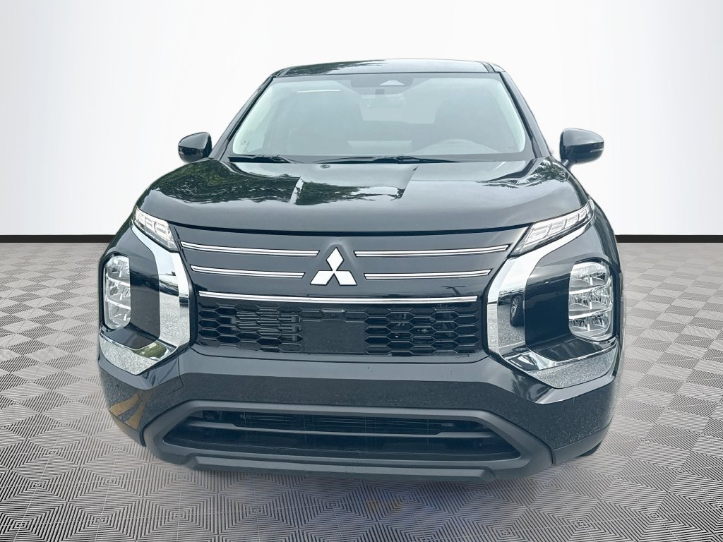 New 2026 Mitsubishi Outlander ES SUV