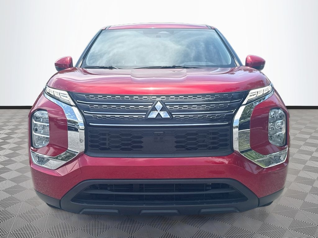 Used 2024 Mitsubishi Outlander ES SUV