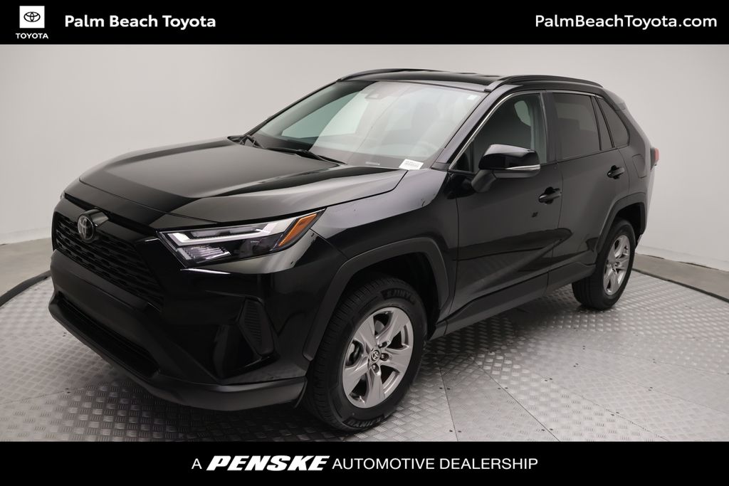 Used 2025 Toyota RAV4 XLE SUV