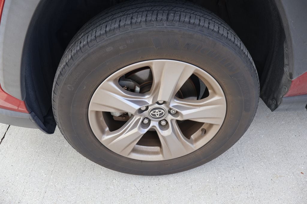 Used 2023 Toyota RAV4 XLE SUV