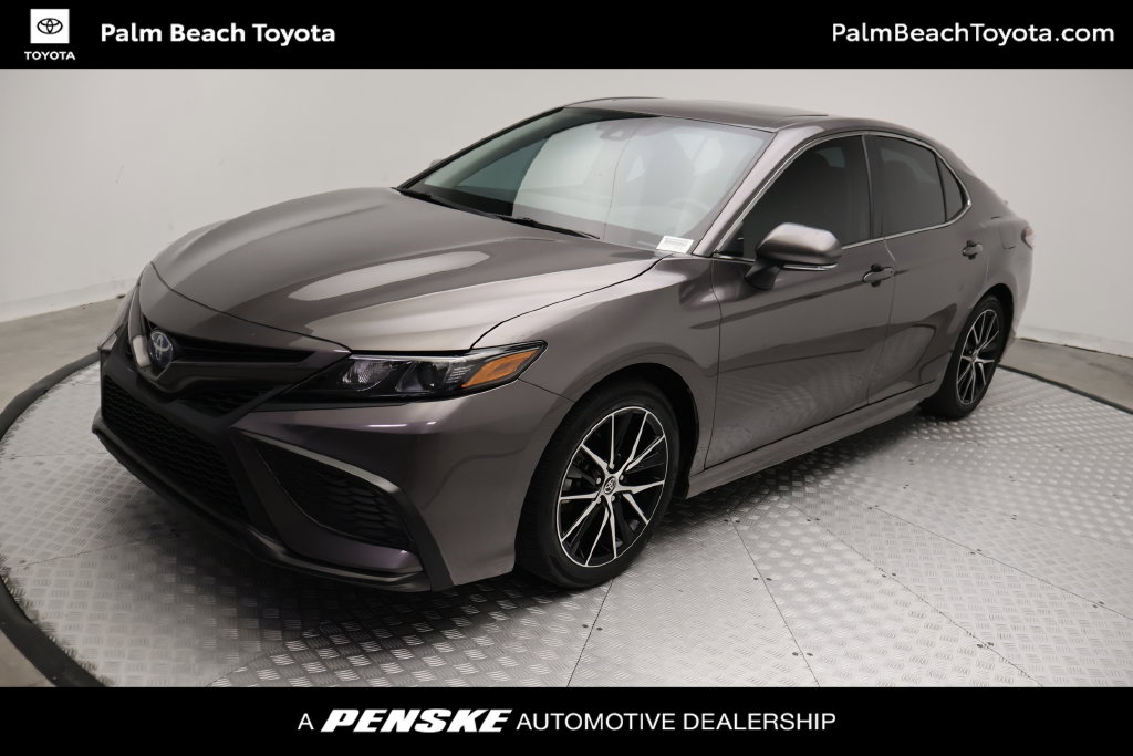  Toyota Camry Hybrid
