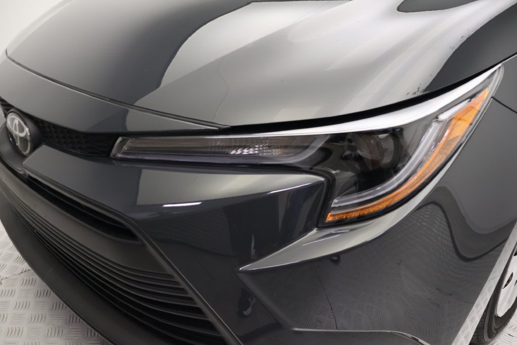 Certified 2025 Toyota Corolla LE Sedan