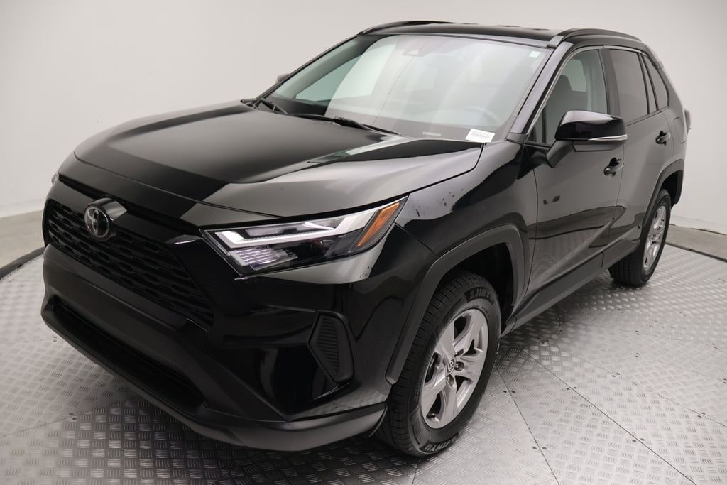 Used 2025 Toyota RAV4 XLE SUV