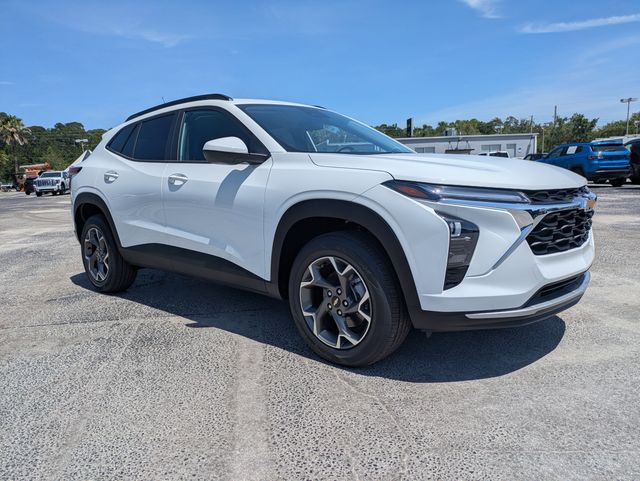 New 2026 Chevrolet Trax FWD LT SUV