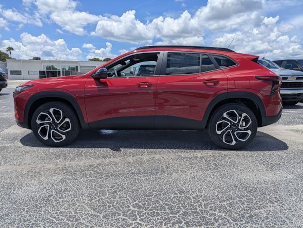 New 2026 Chevrolet Trax FWD 2RS SUV