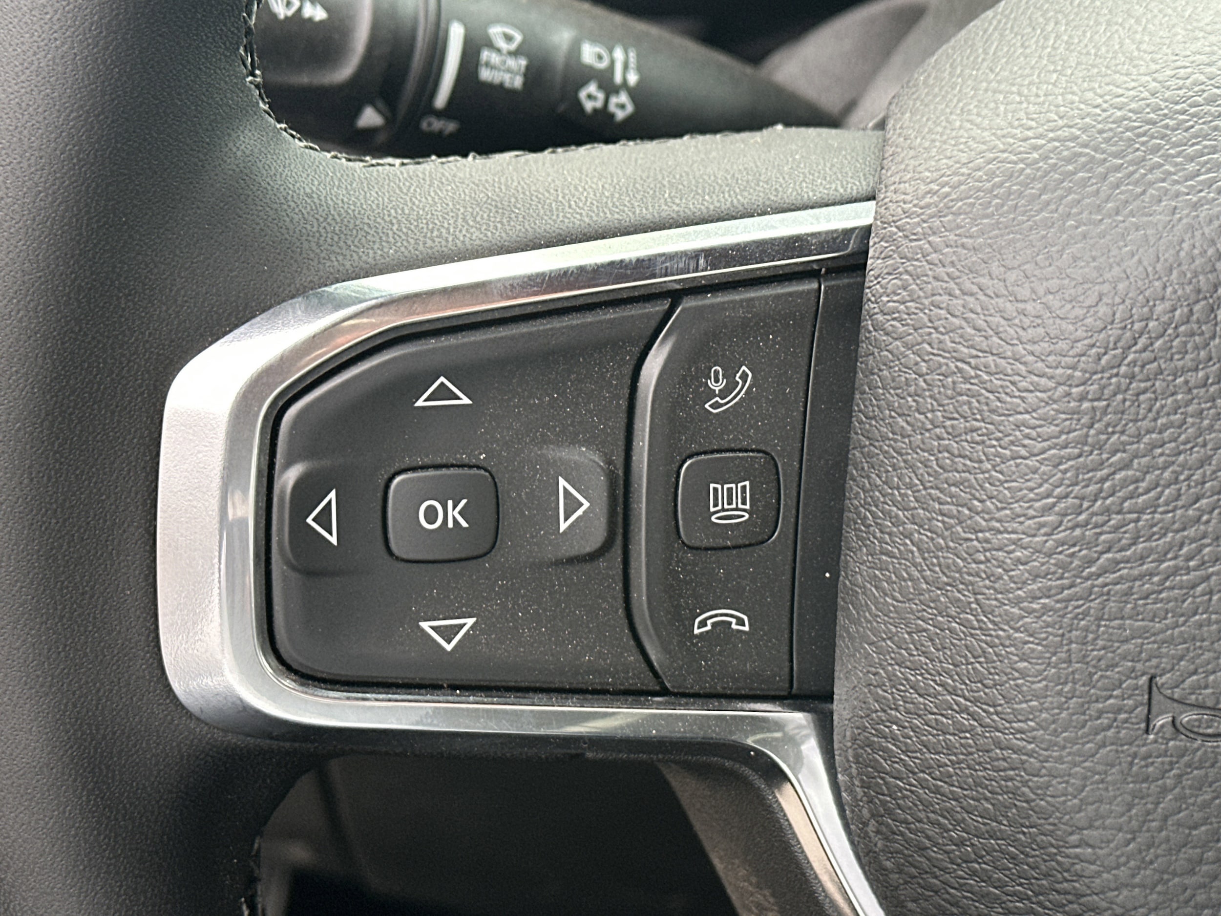 2026 RAM 2500 Laramie - Photo 26