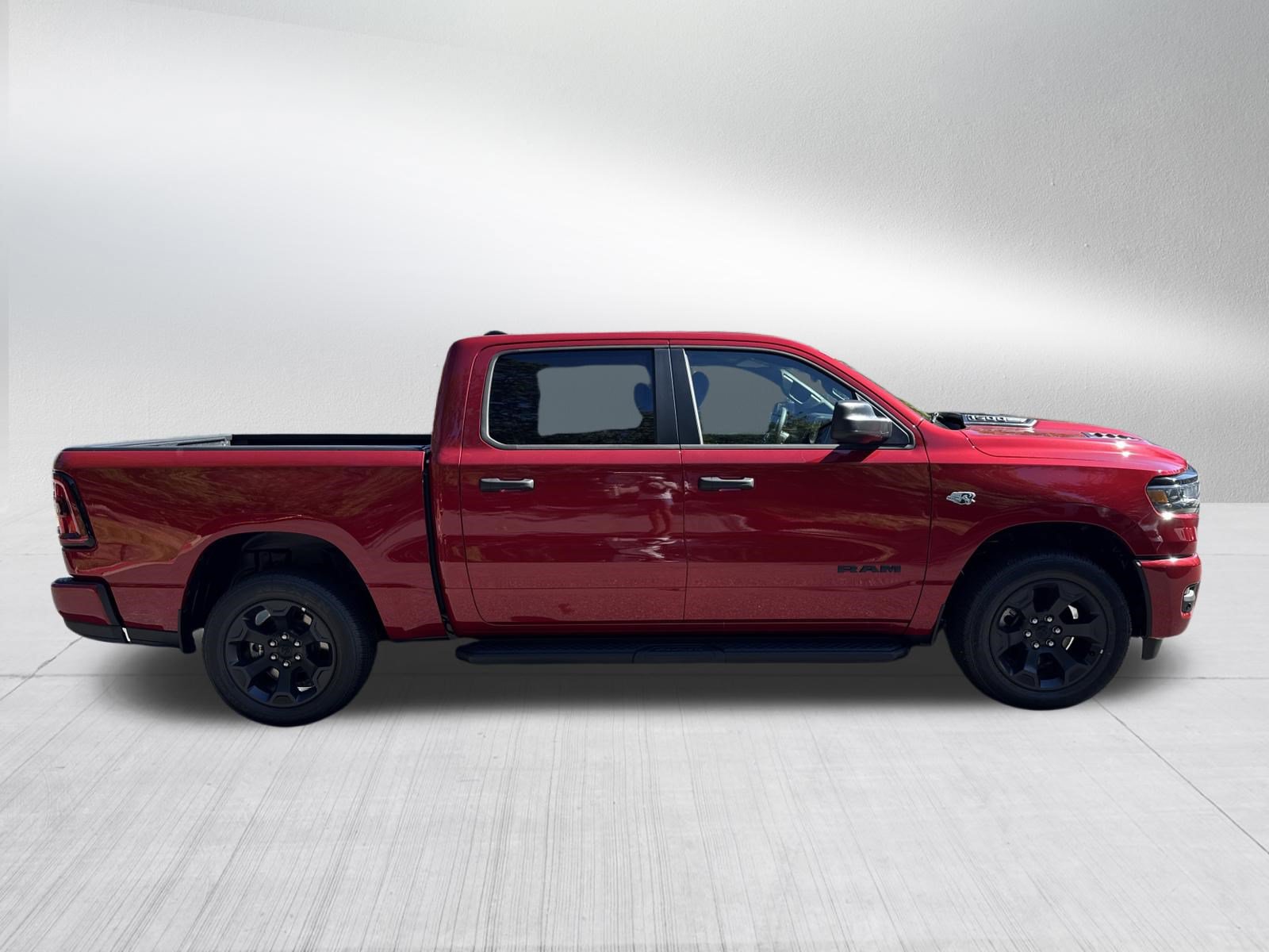 New 2026 Ram 1500 EXPRESS CREW CAB 4X4 5'7 BOX Pickup